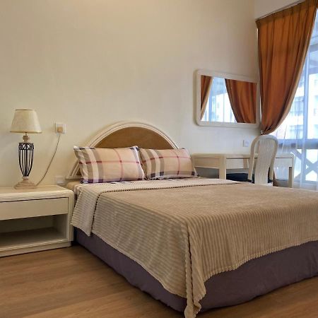 Lovely 1-Bedroom Condo With Facilities Malacca エクステリア 写真